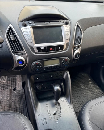 Hyundai ix35 cena 37900 przebieg: 208975, rok produkcji 2010 z Rzeszów małe 154